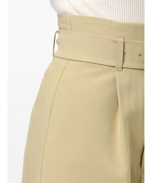 MURUA(ムルーア)の「ハイウエストタックワイドパンツ(スラックス・レディース・イエロー/ブラック/アイボリー・2/1)」の17枚目の写真