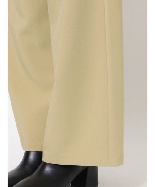 MURUA(ムルーア)の「ハイウエストタックワイドパンツ(スラックス・レディース・イエロー/ブラック/アイボリー・2/1)」の19枚目の写真