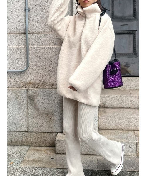 ulu（ウル）の「High neck boa zip pullover（その他トップス・レディース・アイボリー・FREE）」の4枚目の写真