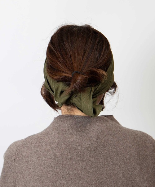 ALTROSE（アルトローズ）の「ヘアバンド 　ﾘﾌﾞﾘﾎﾞﾝ（ヘアバンド・レディース・ブラック/ベージュ/グレー/カーキ・FREE）」の11枚目の写真