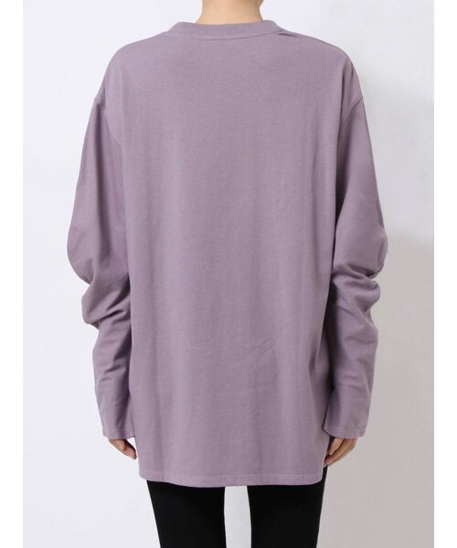 EMODA（エモダ）の「カーブスリーブボーイズロングTシャツ（Tシャツ/カットソー・レディース・ホワイト/ブラック/ベージュ/パープル・FREE）」の15枚目の写真