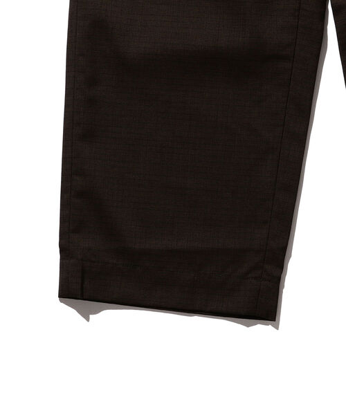 BEAMS PLUS（ビームスプラス）の「BEAMS PLUS / トロピカルウール チェック ドローストリング トラウザーズ（スラックス・メンズ・グレー系その他/ブラウン系その他・S/L/XL/M）」の17枚目の写真