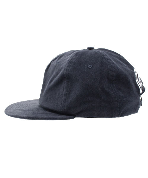 BEAMS（ビームス）の「C.E / CAV LOW CAP（キャップ・メンズ・ブラウン/ネイビー・ONE SIZE）」の8枚目の写真