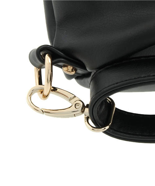 OUTLET（アウトレット）の「【goocy】3WAYリュックショルダーBag（ショルダーバッグ・レディース・ブラック/アイボリー・FREE）」の12枚目の写真