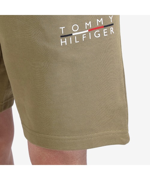 TOMMY HILFIGER(トミーヒルフィガー)の「スクエアロゴスウェットショートパンツ(その他パンツ・メンズ・カーキ/ブラック/ネイビー/グレー・SMALL/MEDIUM/LARGE/X-LARGE)」の13枚目の写真