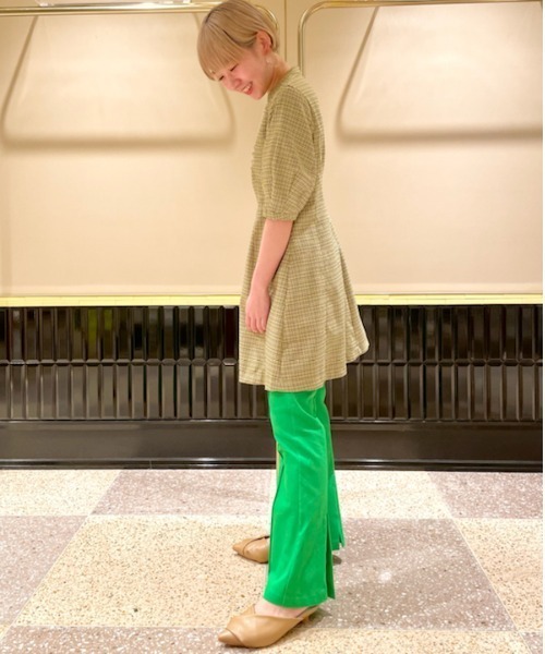 LILY BROWN（リリーブラウン）の「ストレッチツイルパンツ（その他パンツ・レディース・レッド/ブルー/グリーン・1/0）」の21枚目の写真