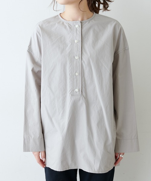 PUAL CE CIN（ピュアルセシン）の「塩縮加工タイプライタープルオーバーブラウス（シャツ/ブラウス・レディース・ホワイト/グレイッシュベージュ/チャコール/チャコールグレー・FREE）」の22枚目の写真