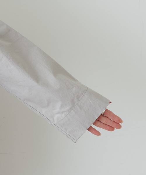 PUAL CE CIN（ピュアルセシン）の「塩縮加工タイプライタープルオーバーブラウス（シャツ/ブラウス・レディース・ホワイト/グレイッシュベージュ/チャコール/チャコールグレー・FREE）」の12枚目の写真