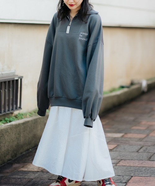 DuKKah（デュカ）の「Dukkah/【低身長向け】ハーフジップ刺繍スウェット（スウェット・レディース・レッド/グリーン/スミクロ・X-SMALL）」の6枚目の写真