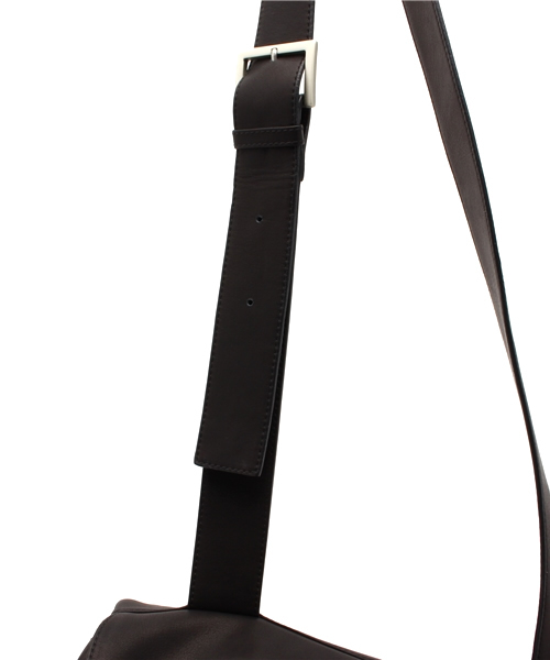 Kawa-Kawa(カワカワ)の「【Kawa-Kawa】ボタンショルダー(ショルダーバッグ・レディース・ブラック・FREE)」の9枚目の写真