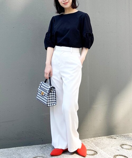 OPAQUE.CLIP（オペークドットクリップ）の「◆サッカーボリューム袖ブラウス（シャツ/ブラウス・レディース・ブラック/ホワイト系・38）」の14枚目の写真