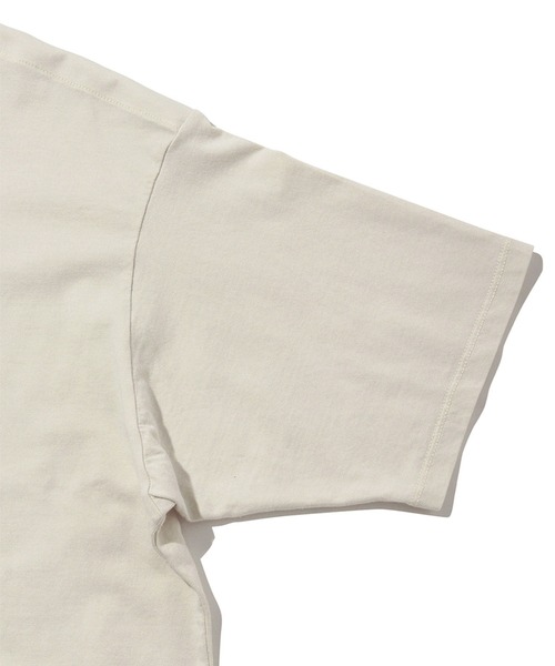 Levi's(リーバイス)の「WELLTHREAD ヴィンテージTシャツ CHAMOMILE SEED(Tシャツ/カットソー・メンズ・マルチ・XL/M/L/S)」の14枚目の写真