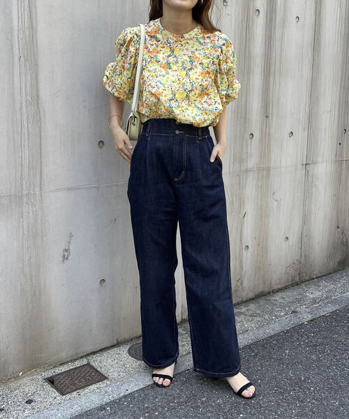 fredy emue（フレディエミュ）の「［新色追加］ギャザースリーブブラウス（シャツ/ブラウス・レディース・ブラック/オフホワイト/ピンク/イエロー系その他3/ブルー・38）」の6枚目の写真