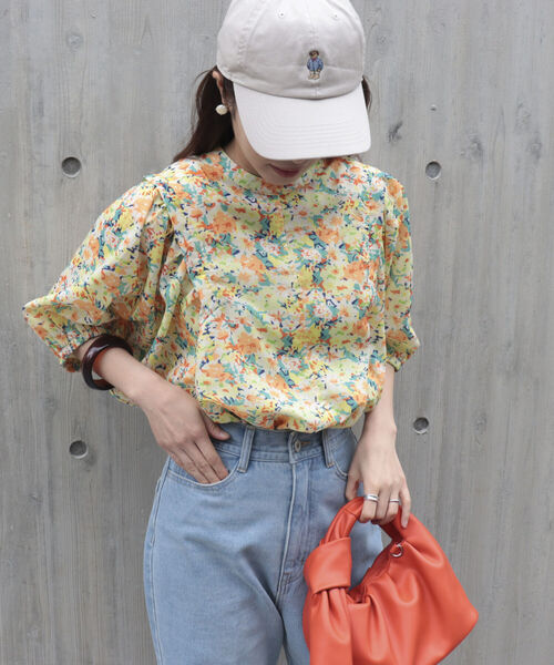 fredy emue（フレディエミュ）の「［新色追加］ギャザースリーブブラウス（シャツ/ブラウス・レディース・ブラック/オフホワイト/ピンク/イエロー系その他3/ブルー・38）」の11枚目の写真