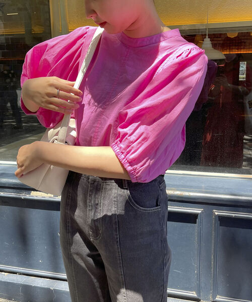 fredy emue（フレディエミュ）の「［新色追加］ギャザースリーブブラウス（シャツ/ブラウス・レディース・ブラック/オフホワイト/ピンク/イエロー系その他3/ブルー・38）」の19枚目の写真