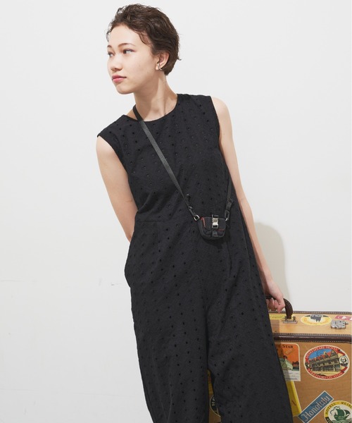 Auntie Rosa Holiday（アンティローザホリデー）の「幾何レースオールインワン / サイズ展開あり（つなぎ/オールインワン・レディース・ブラック/アイボリー・SMALL/MEDIUM）」の13枚目の写真