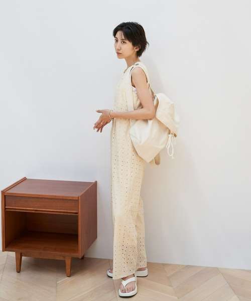 Auntie Rosa Holiday（アンティローザホリデー）の「幾何レースオールインワン / サイズ展開あり（つなぎ/オールインワン・レディース・ブラック/アイボリー・SMALL/MEDIUM）」の16枚目の写真