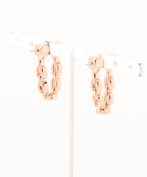CHARLES & KEITH(チャールズ & キース)の「キューブ チェーンリンクドロップピアス / Cube Chain-Link Drop Earrings(ピアス(両耳用)・レディース・ゴールド/ゴールド系その他/マルチ・FREE)」の11枚目の写真