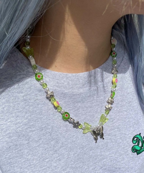 WEGO（ウィゴー）の「WEGO/ボリュームバタフライネックレス（ネックレス・レディース・ライム/その他1・FREE）」の2枚目の写真