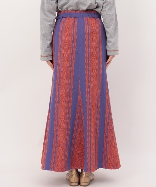 チチカカ（チチカカ）の「ジャカードストライプスカート（スカート・レディース・ブラウン/パープル・FREE）」の9枚目の写真