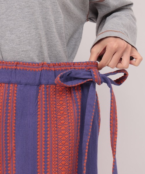 チチカカ（チチカカ）の「ジャカードストライプスカート（スカート・レディース・ブラウン/パープル・FREE）」の12枚目の写真