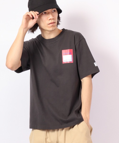 MONT KEMMEL（モンケメル）の「MONT KEMMEL タグプリントTシャツ（Tシャツ/カットソー・メンズ・ホワイト/アイボリー/チャコール/ブルー・38/36/40）」の13枚目の写真