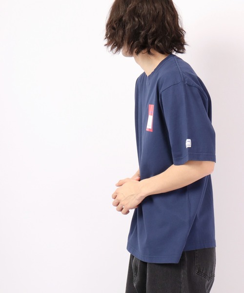 MONT KEMMEL（モンケメル）の「MONT KEMMEL タグプリントTシャツ（Tシャツ/カットソー・メンズ・ホワイト/アイボリー/チャコール/ブルー・38/36/40）」の18枚目の写真