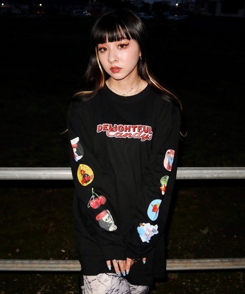 Candy Stripper(キャンディストリッパー)の「DELIGHTFUL CANDYS L/S Tシャツ(Tシャツ/カットソー・レディース・ライトブルー/オフホワイト/ブラック・2)」の3枚目の写真