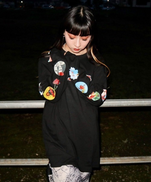Candy Stripper(キャンディストリッパー)の「DELIGHTFUL CANDYS L/S Tシャツ(Tシャツ/カットソー・レディース・ライトブルー/オフホワイト/ブラック・2)」の13枚目の写真