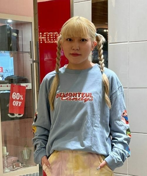 Candy Stripper(キャンディストリッパー)の「DELIGHTFUL CANDYS L/S Tシャツ(Tシャツ/カットソー・レディース・ライトブルー/オフホワイト/ブラック・2)」の19枚目の写真