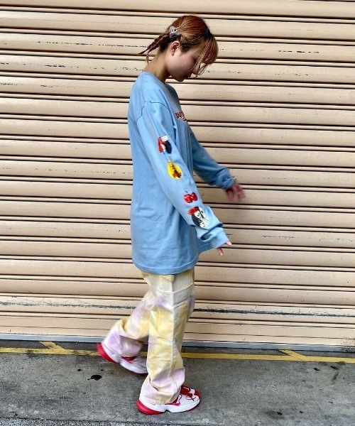 Candy Stripper(キャンディストリッパー)の「DELIGHTFUL CANDYS L/S Tシャツ(Tシャツ/カットソー・レディース・ライトブルー/オフホワイト/ブラック・2)」の21枚目の写真
