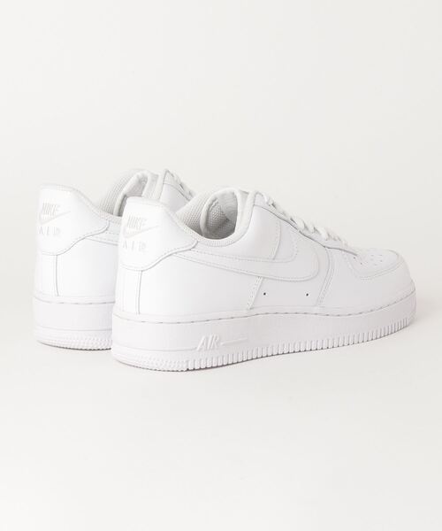 NIKE（ナイキ）の「NIKE AIR FORCE 1 07 ナイキ エア フォース 1 '07 スニーカー（スニーカー・メンズ・ホワイト・28.5cm/27.5cm/27.0cm/26.0cm/29.0cm/26.5cm/28.0cm）」の3枚目の写真