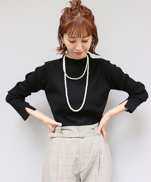 B.C STOCK(ベーセーストック)の「ソウバリ長袖 ハイゲージニット(ニット/セーター・レディース・ブラック/パープル/ネイビー/グリーン/アイボリー・FREE)」の1枚目の写真