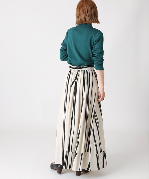 B.C STOCK(ベーセーストック)の「ソウバリ長袖 ハイゲージニット(ニット/セーター・レディース・ブラック/パープル/ネイビー/グリーン/アイボリー・FREE)」の6枚目の写真