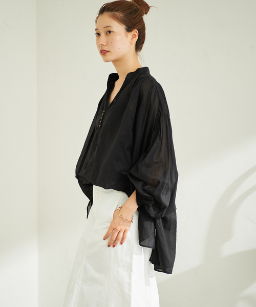 FRAMeWORK(フレームワーク)の「ボリュームギャザーブラウス(シャツ/ブラウス・レディース・ブラック/アイボリー/ブラウン/スカイブルー・FREE)」の7枚目の写真