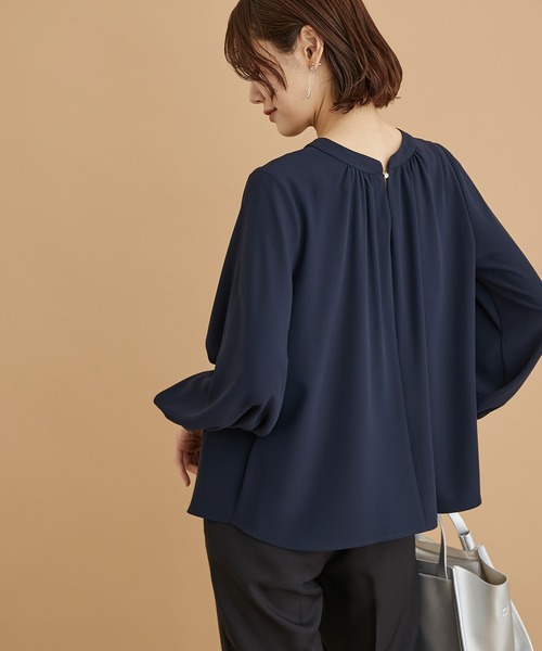 ROPE' PICNIC（ロペピクニック）の「【WEB限定】2WAY/ビジューホックブラウス（シャツ/ブラウス・レディース・チャコールグレー/オフホワイト/ネイビー/ラベンダー/イエロー・38）」の14枚目の写真