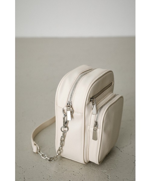 AZUL by moussy(アズールバイマウジー)の「3D POCKET SQUARE SHOULDER BAG/3Dポケットスクエアショルダーバッグ(ショルダーバッグ・レディース・アイボリー・FREE)」の7枚目の写真