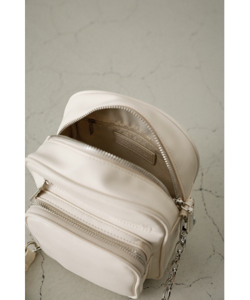 AZUL by moussy(アズールバイマウジー)の「3D POCKET SQUARE SHOULDER BAG/3Dポケットスクエアショルダーバッグ(ショルダーバッグ・レディース・アイボリー・FREE)」の2枚目の写真