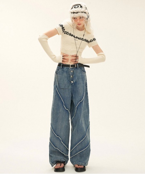 MAMC(エムエーエムシー)の「MAMC-950.ショートニット(ニット/セーター・レディース・ホワイト/ネイビー・FREE)」の4枚目の写真