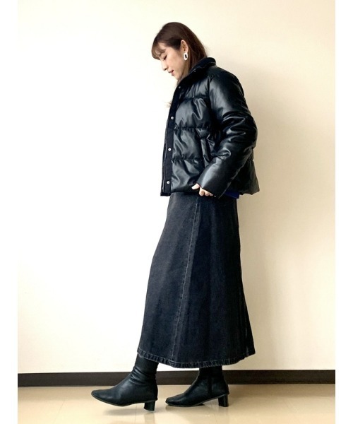 GAP（ギャップ）の「ウォッシュウェル ミディ丈デニムスカート（デニムスカート・レディース・ブラック・0/2/4/6/8/10/00/000）」の6枚目の写真