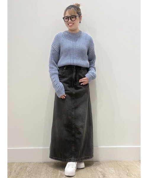 GAP(ギャップ)の「ウォッシュウェル ミディ丈デニムスカート(デニムスカート・レディース・ブラック・0/2/4/6/8/10/00/000)」の11枚目の写真