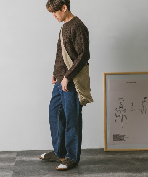 URBAN RESEARCH DOORS(アーバンリサーチドアーズ)の「アラン編みクルーネックニット(ニット/セーター・メンズ・ホワイト系その他/ダークブラウン/レッド/ネイビー・MEDIUM/LARGE)」の22枚目の写真