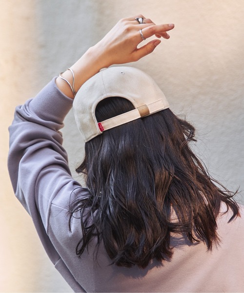 EDWIN(エドウィン)の「【EDWIN】エドウィン ピス付き シンプル キャップ TWILL BASEBALL CAP ローキャップ バックストラップ(キャップ・レディース・ブラック/グリーン/ブラウン/キャメル/ベージュ/キナリ・フリー)」の18枚目の写真