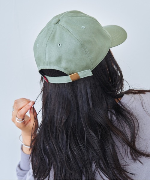 EDWIN(エドウィン)の「【EDWIN】エドウィン ピス付き シンプル キャップ TWILL BASEBALL CAP ローキャップ バックストラップ(キャップ・レディース・ブラック/グリーン/ブラウン/キャメル/ベージュ/キナリ・フリー)」の17枚目の写真