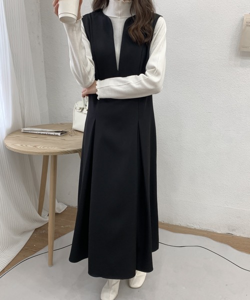 ECLIN（エクラン）の「フロントタックスキッパネックノースリーブフレアワンピース（ワンピース・レディース・ブラック/ダークブラウン/ベージュ・S/M）」の15枚目の写真