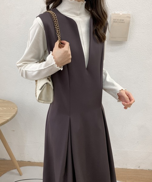 ECLIN（エクラン）の「フロントタックスキッパネックノースリーブフレアワンピース（ワンピース・レディース・ブラック/ダークブラウン/ベージュ・S/M）」の11枚目の写真