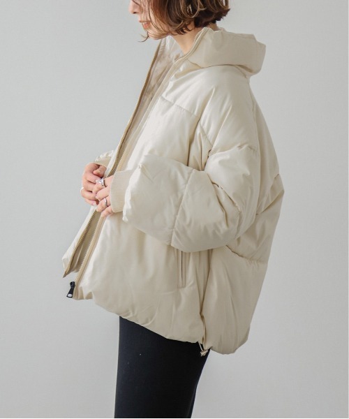 SUGAR BISKET（シュガービスケット）の「エコダウンブルゾン（ダウンジャケット/コート・レディース・ブラック/アイボリー/ブルーグリーン・M/L）」の4枚目の写真