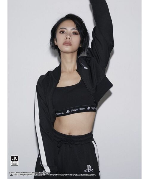 GYDA（ジェイダ）の「【セットアップ着用可】BACK CROSS ビスチェ for PlayStation（キャミソール・レディース・オフホワイト/ブラック・FREE）」の5枚目の写真