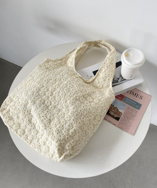 CLEA（クレア）の「ミニフラワー刺繍トートバッグ（トートバッグ・レディース・ホワイト/アイボリー・FREE）」の11枚目の写真