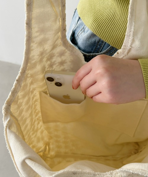 CLEA（クレア）の「ミニフラワー刺繍トートバッグ（トートバッグ・レディース・ホワイト/アイボリー・FREE）」の12枚目の写真